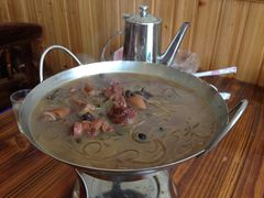 小鸡炖蘑菇-东北大菜馆(延长路店)