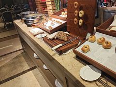 -大中华希尔顿酒店-念自助餐·海南美食·三文鱼