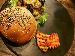 -HIGH FIVE哈福手工汉堡(桂林路店)