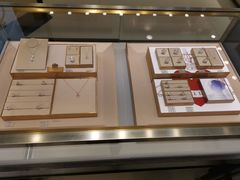 -金鹰国际购物中心(淮安店)