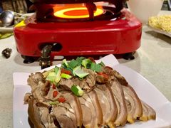 墨脱石锅东山羊-墨脱石锅椰子鸡•香草鸭•东山羊(大东海店)