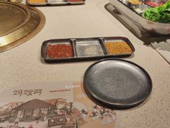 -蚂蚁洞·烤肉大营地(上海静安大悦城店)