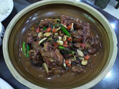 -湖南人家湘菜馆(镇江路店)