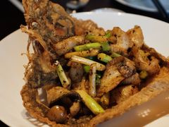 黑松露多宝鱼-杭州西子湖四季酒店·金沙厅