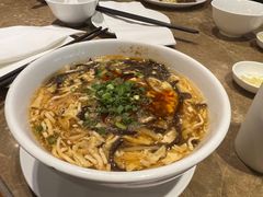 台式酸辣汤-鼎泰丰(新港中心店)