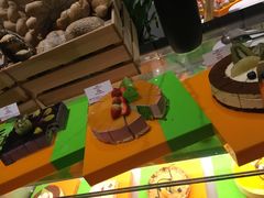 -飨食汇全日制餐厅·昆山皇冠假日酒店(九方店)