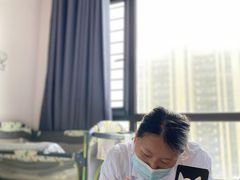 -萧乐母婴·住家月嫂·育婴师
