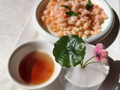 -楼外楼·停车场