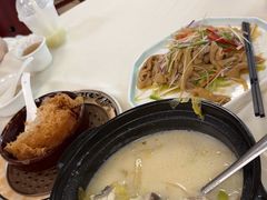 -品香菜馆(旗峰路中侨大厦店)