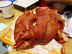 金牌猪手-粤港湾砂锅粥·宵夜(宝龙店)