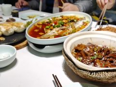 -巷子里小酒馆(繁荣路店)