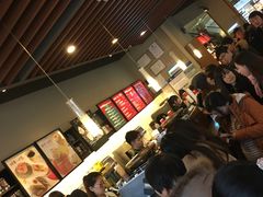 -星巴克臻选(莘庄仲盛店)