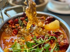 肥牛和牛蛙的故事-3号仓库·创意中国菜(乐清正大广场店)