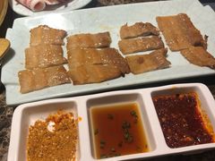 秘制黑猪五花-猪啊牛呀羊啊铜盘烤肉(正大广场店)