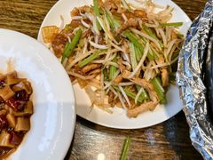 -泉畔人家·老济南经典鲁菜(大明湖店)