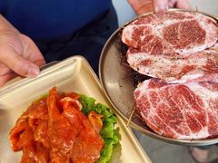 -围炉肉舍•炭烤活鳗•丹东海鲜烤肉(步行街店)