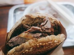 烧饼夹肉-李小老烧饼(常营民族家园店)