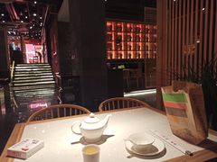 大堂-小京廷北京烤鸭|山野贵州菜(梵华里店)