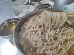 -正宗杨记普洱酸醋米线(总店)