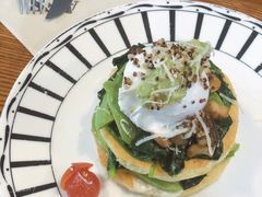 三文鱼水波蛋松饼-AFS Cafe & Canteen(闽江二路店)