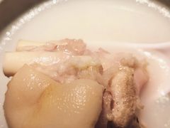 -麻六记(凤凰汇店)