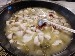 -新记印象酸菜鱼馆(天阳亲子广场店)