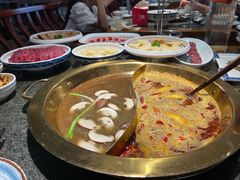 -小天鹅火锅·一线江景洪鼎旗舰店(洪崖洞店)