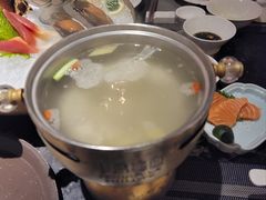 -半岛翡丽海鲜自助餐厅(观风亭店)