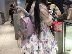 -喜茶(北京华贸购物中心店)
