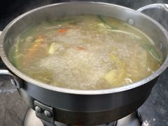 酸菜锅底-王家渡火锅店(棕榈泉店)