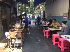 大堂-小胡子祥彪烧烤(北湖总店)