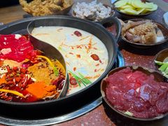 -赵美丽·重庆社区火锅·直营店(火车东站·中豪国际店)