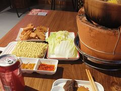 -阿润打边炉·鲜切鸡煲(华漕店)