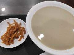 -聚德华天护国寺小吃(甜水园店)