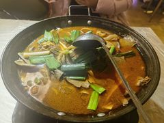 -霄汉牛三鲜湖北砂锅菜(万松园2店)