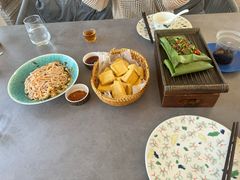 -沿途四季·云南菜·诗酒茶(蓝色港湾店)