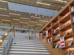 -朵云书院(滴水湖店)