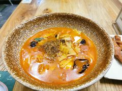 -蒙自源过桥米线(红谷滩万达店)