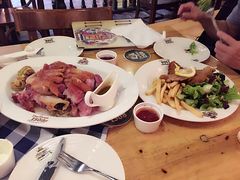 -皇冠自酿啤酒坊(中国红街5号楼店)