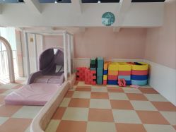 -奈尔宝·儿童乐园·亲子餐厅(华采天地店)