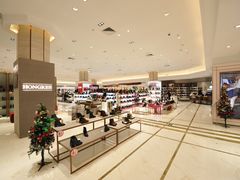 店内环境-资和信百货商场