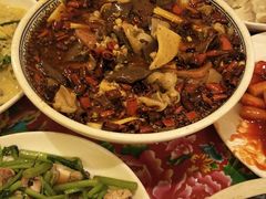 -闯关东东北农家菜(崂山石老人店)