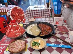 -赵美丽·重庆社区火锅·直营店(火车东站·中豪国际店)