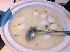 手工鱼丸汤-魏铭鱼头捞饭(晋阳路店)