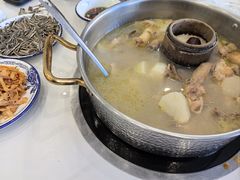 -朴小妹人参鸡汤火锅(长白山万达店)
