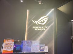 -ROG玩家国度(美罗城店)