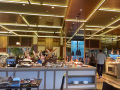 -大中华希尔顿酒店-念自助餐·嗨啤·小龙虾
