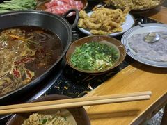 -重庆故事姊妹老火锅(财经学院店)