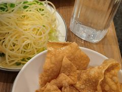 -三人行骨头王火锅(长寿店)