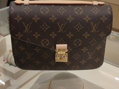 -LV路易威登(时代广场店)